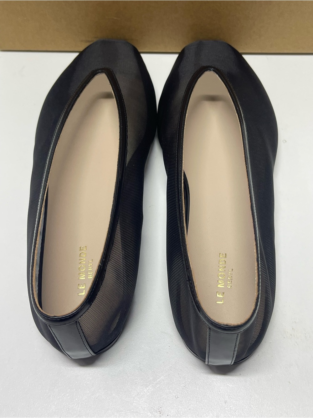 Le Monde Luna Black Mesh Slip-On Flats - Picture 8 of 13